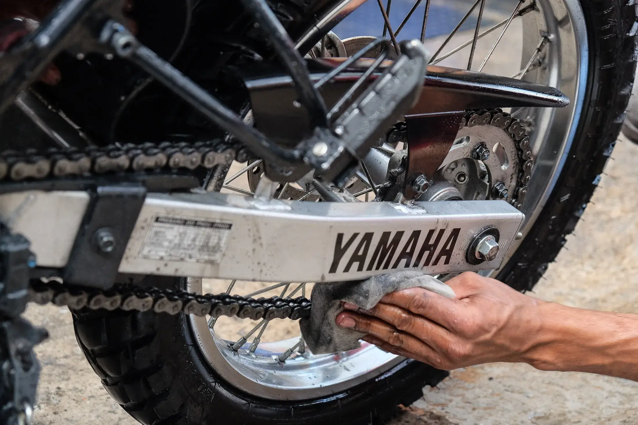 Correia De Moto