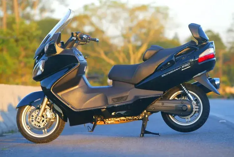 Suzuki Burgman650 2