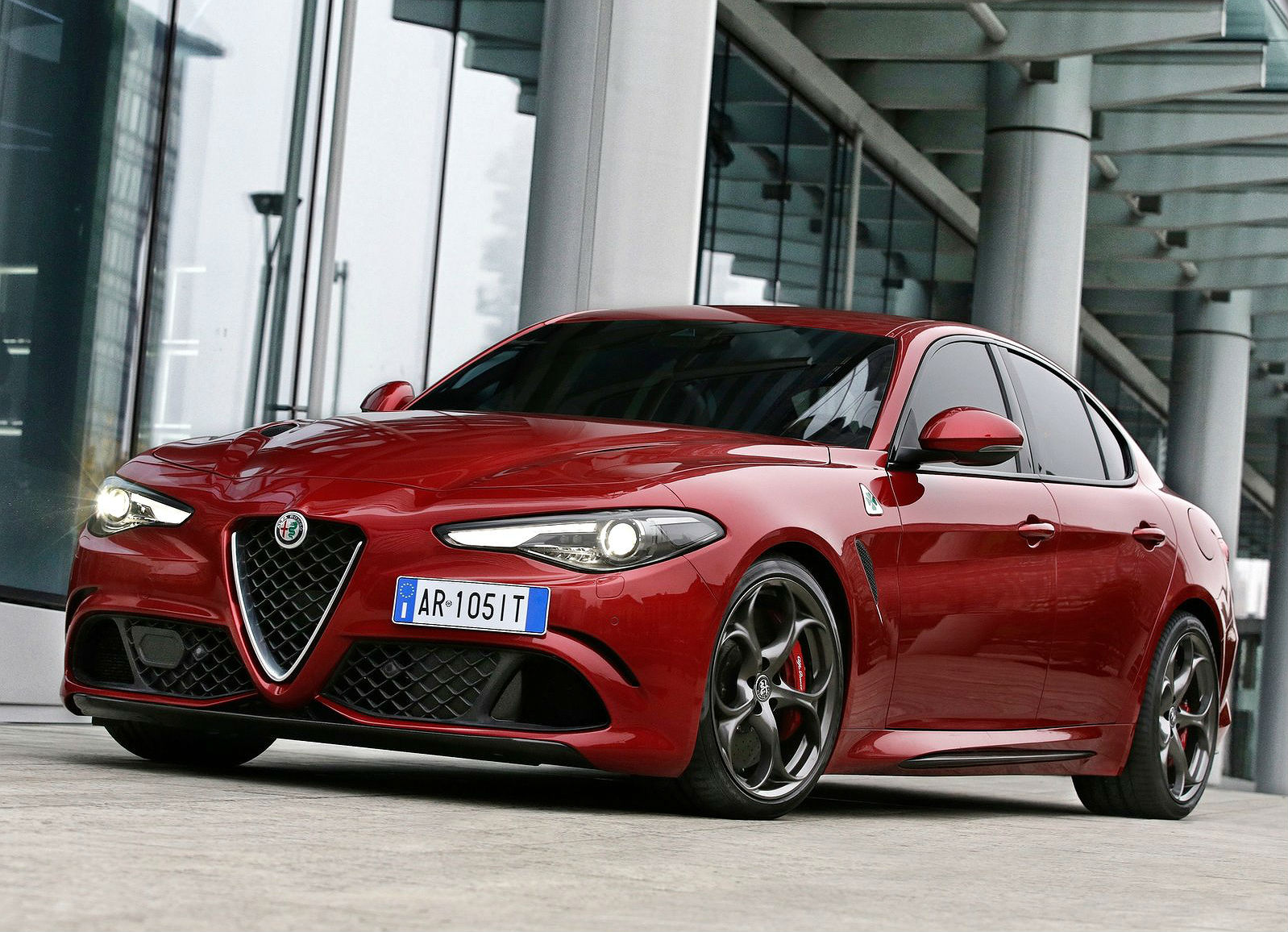 Alfa Romeo Giulia Quadrifoglio 2016 1600 03