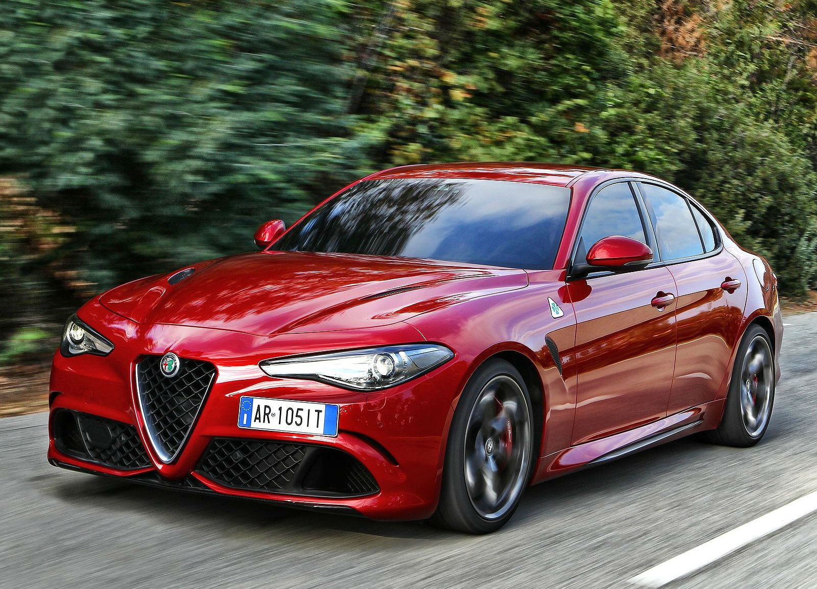 Alfa Romeo Giulia Quadrifoglio 2016 1600 2b