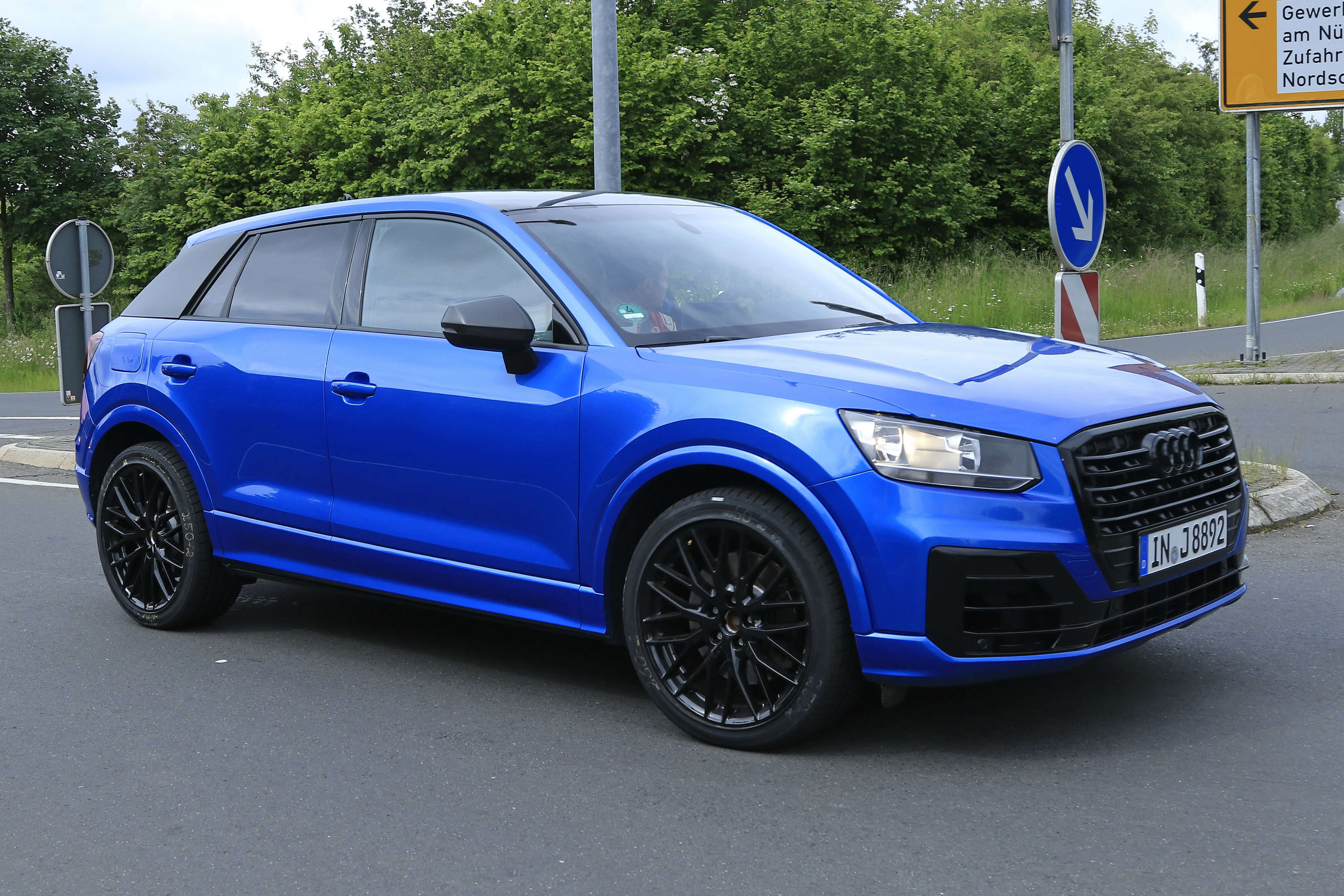 Audi Sq2 013