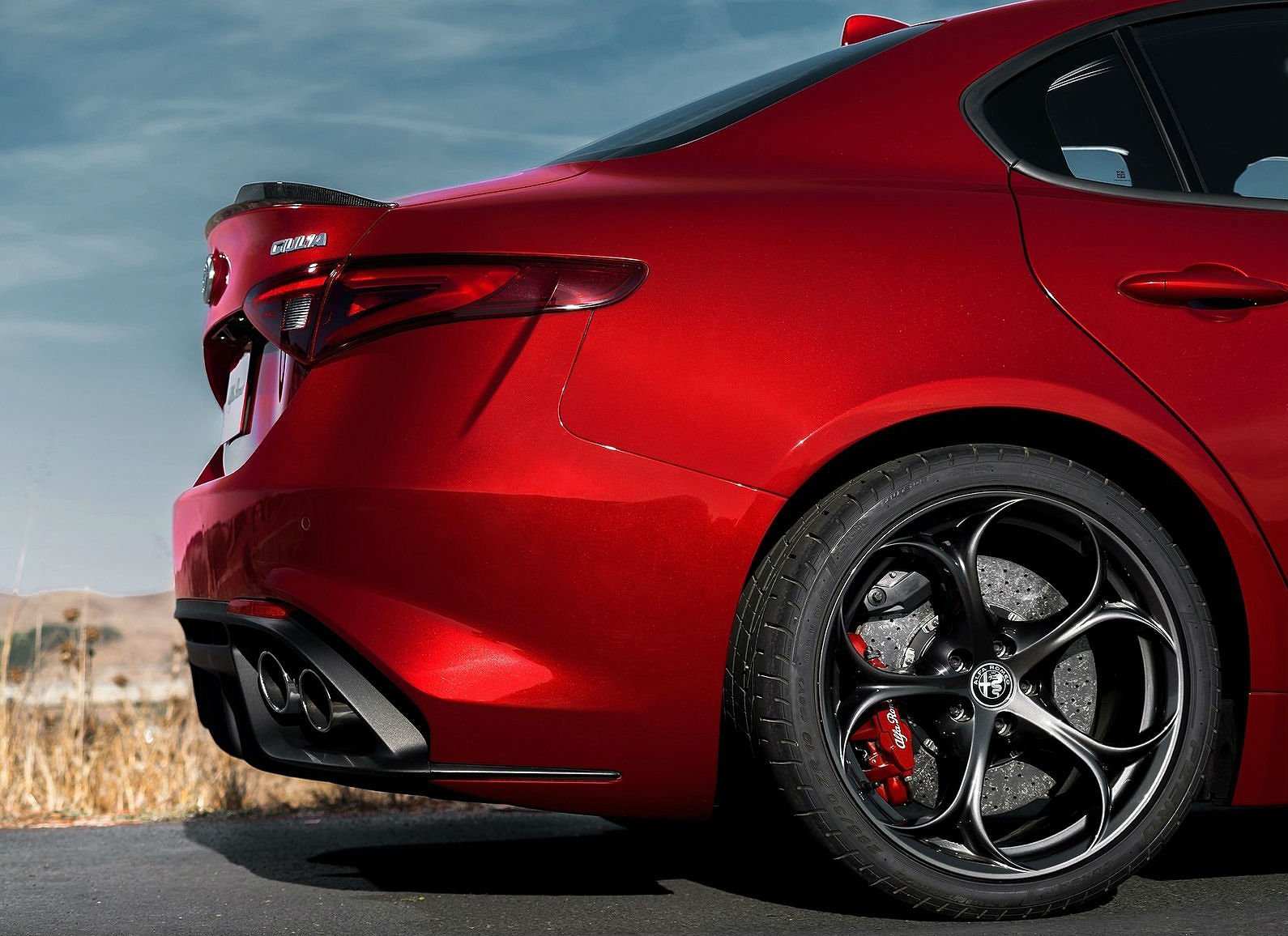 Alfa Romeo Giulia Quadrifoglio 2016 1600 85