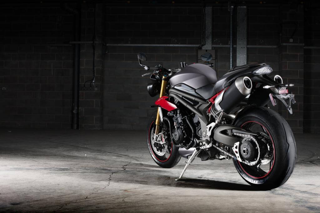 Triumph Speed Triple R 2016 Hd 75445