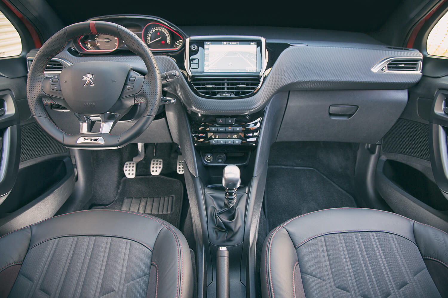 Peugeot 208 GT