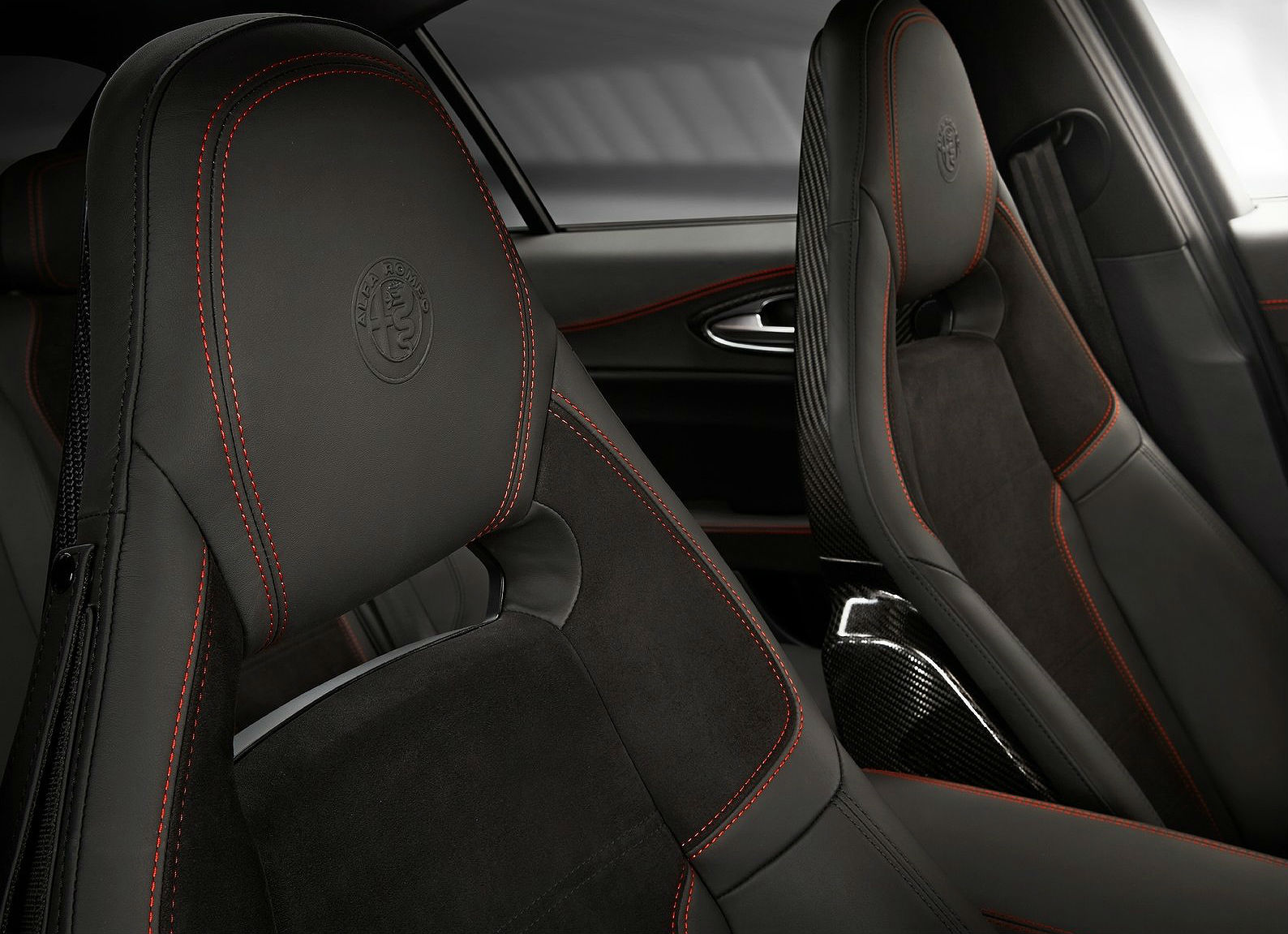 Alfa Romeo Giulia Quadrifoglio 2016 1600 72