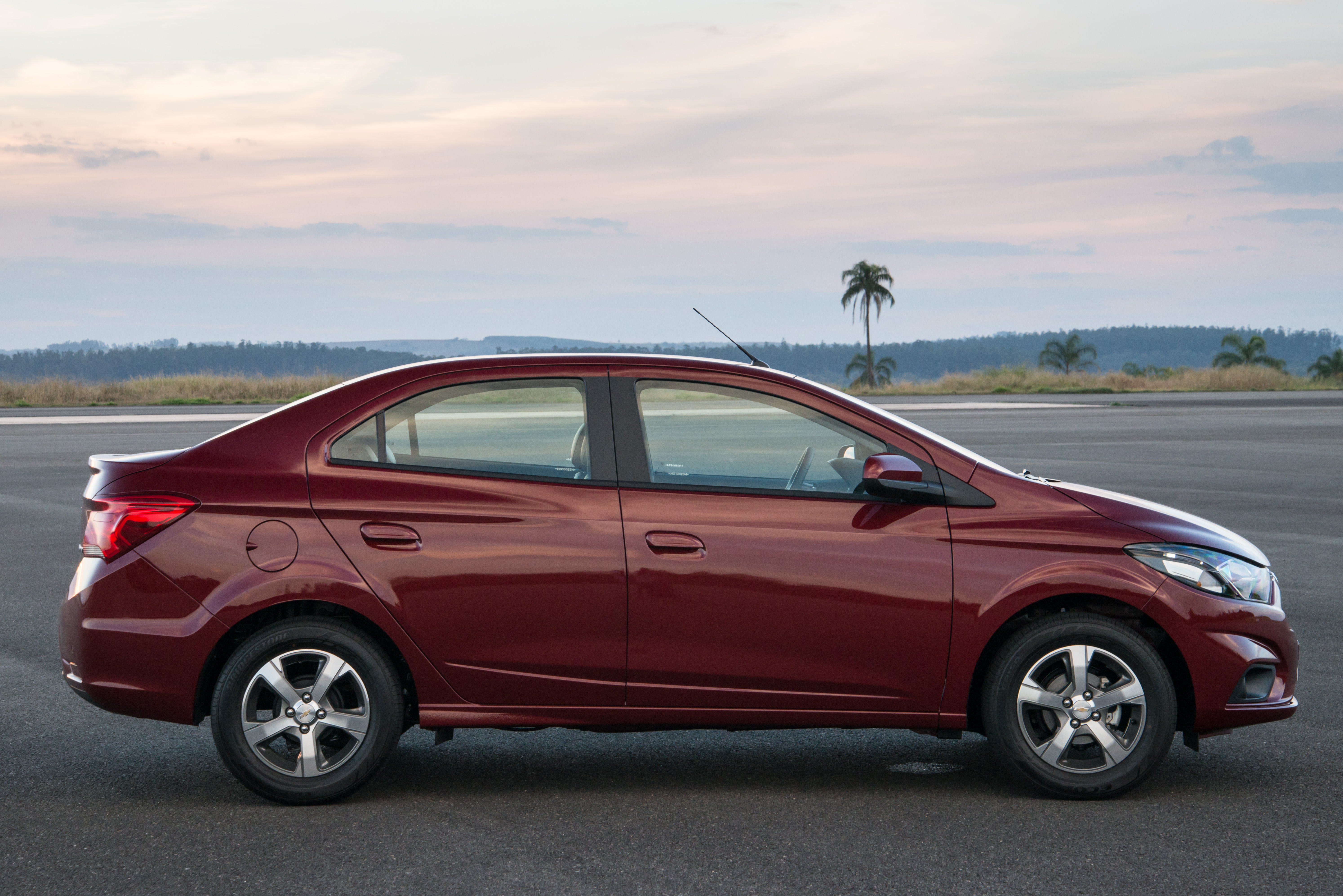 Gm Brazil 2017 Chevrolet Prisma 013
