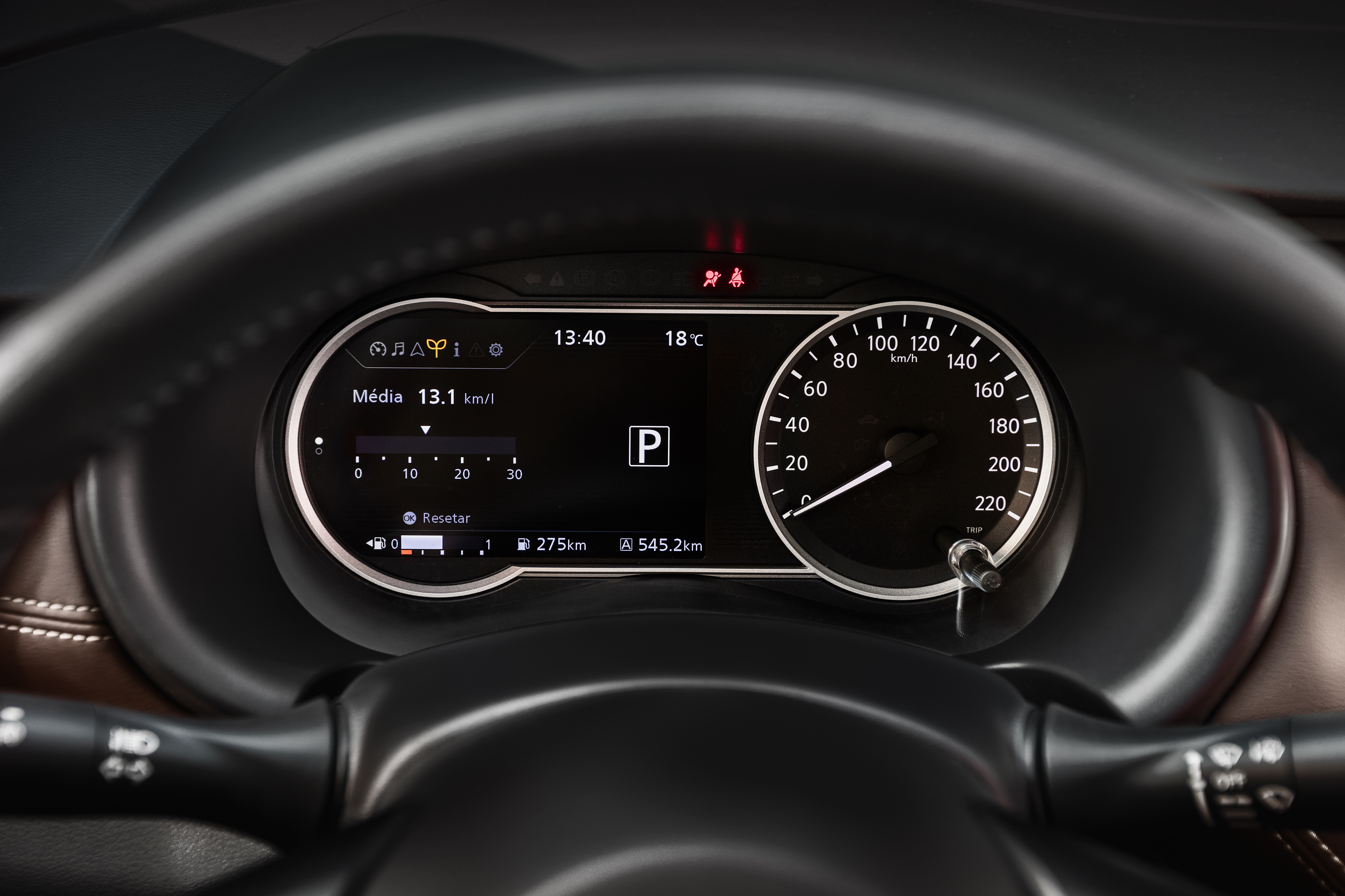 Nissan Kicks 13