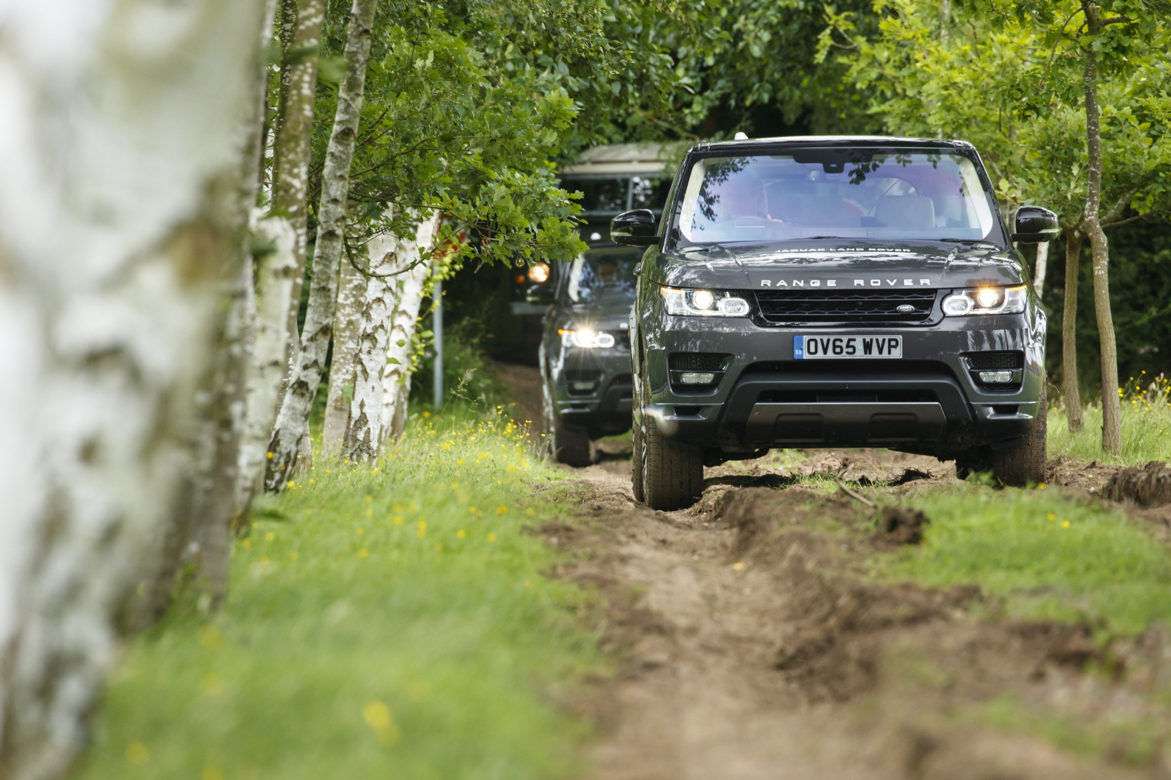 off_road_connected_convoy_2.jpg