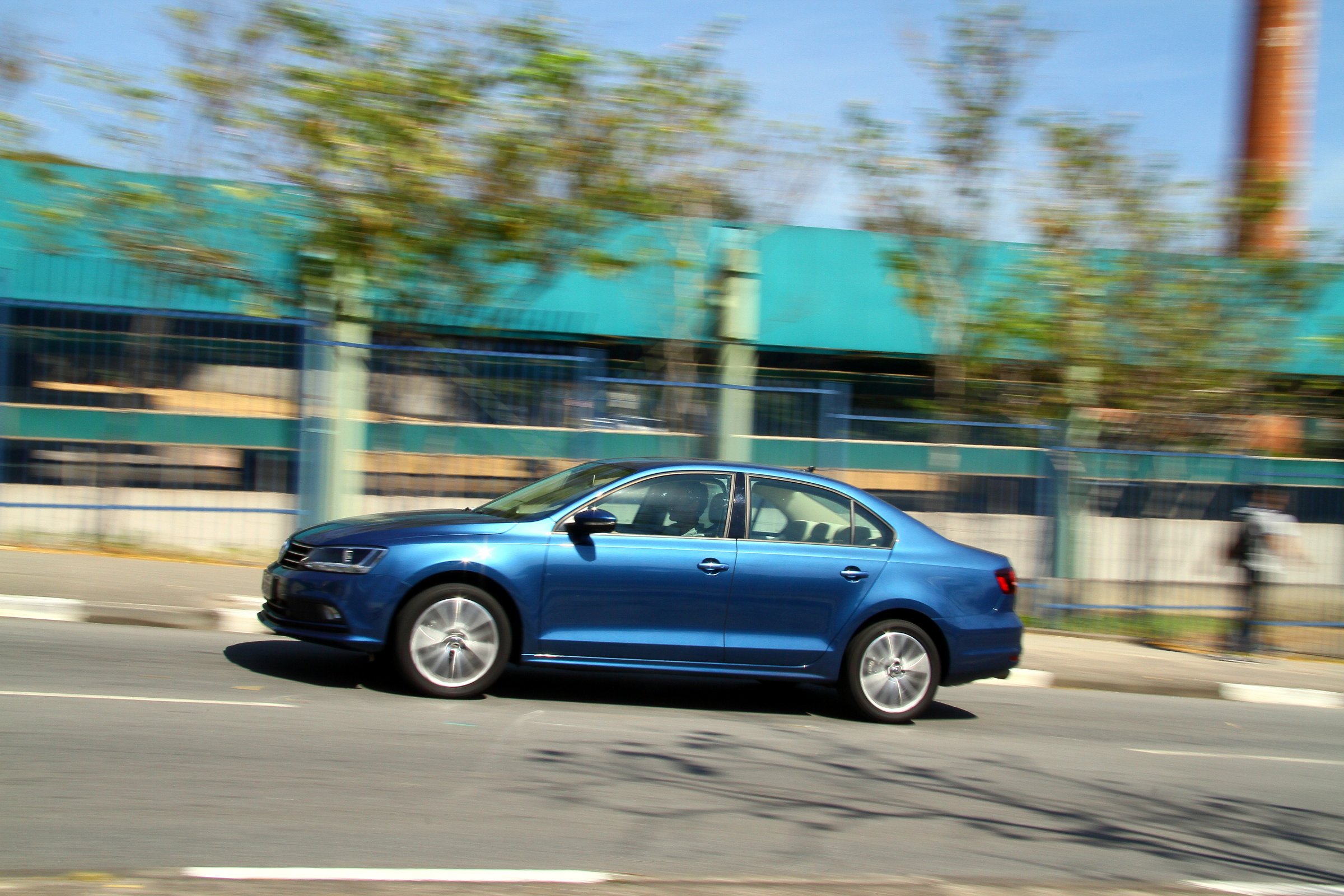 VW Jetta Confortline 1.4 2016.jpg