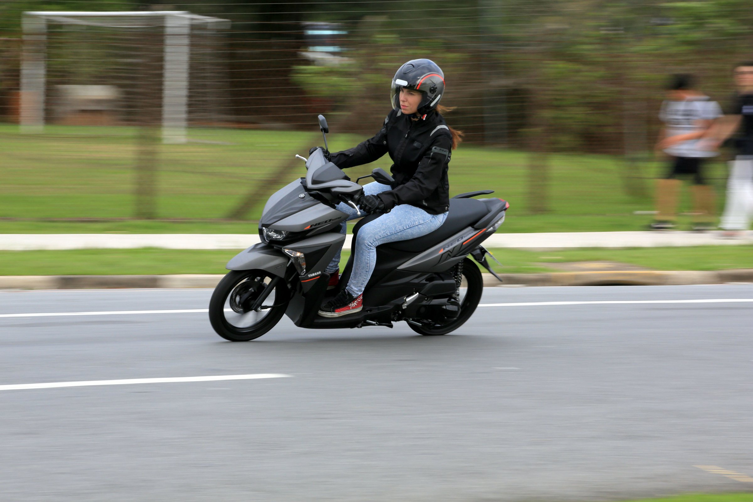 yamaha_neo_125_5.jpg