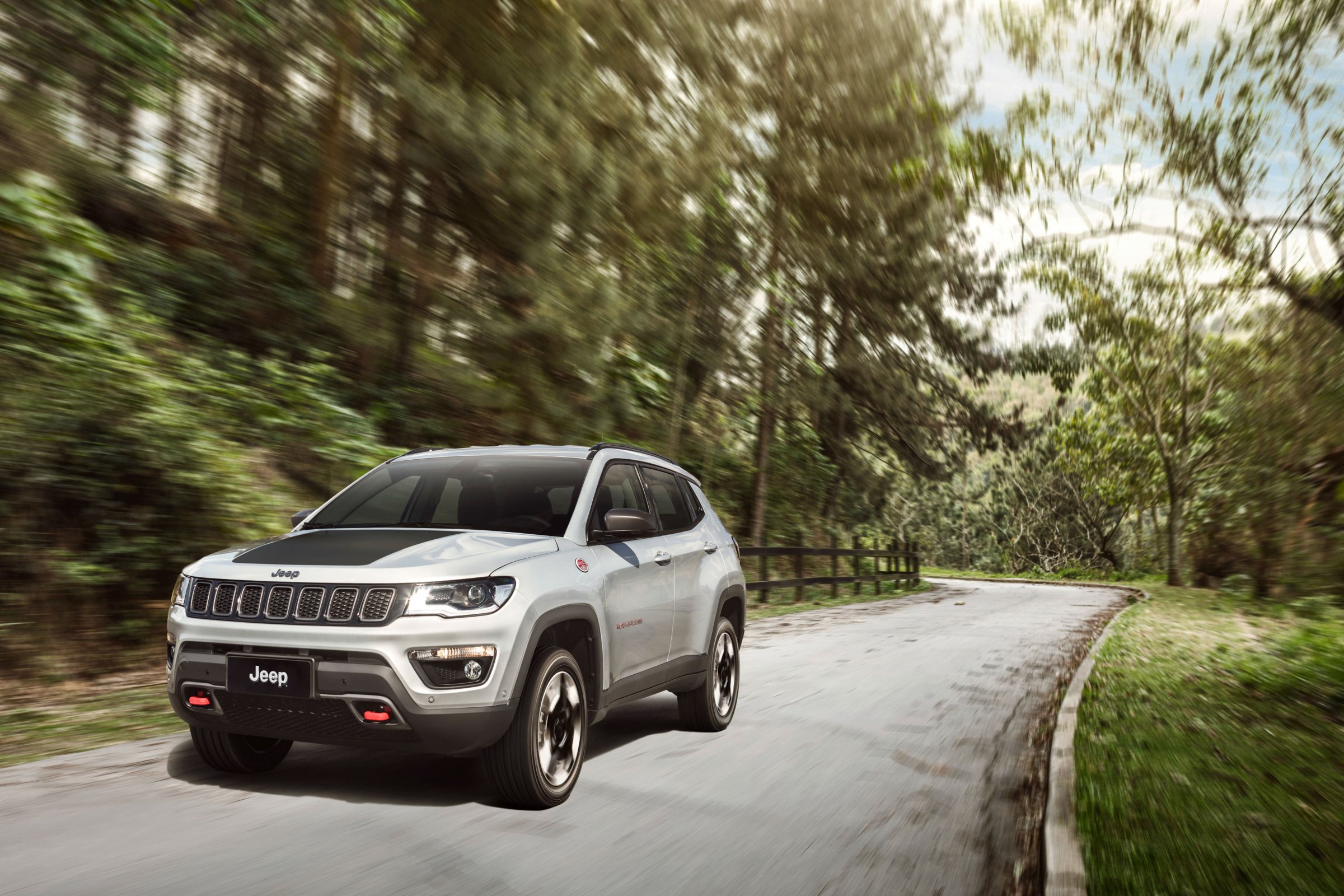 Jeep Compass Trailwawk 2.0 4x4 AT9