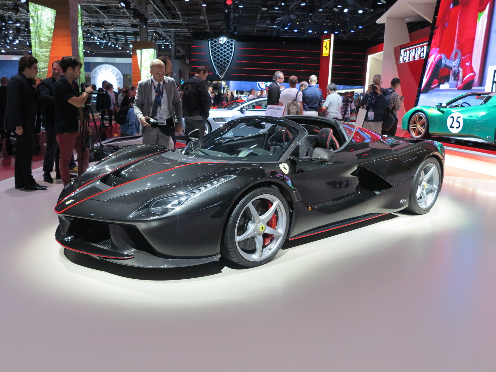 Ferrari LaFerrari Aperta