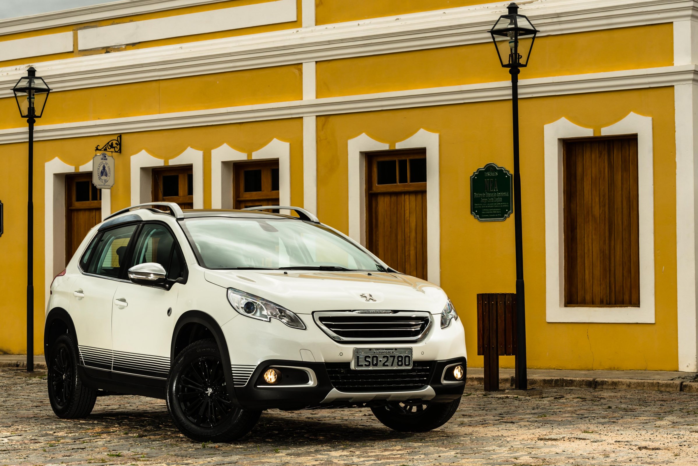 Peugeot 2008 Crossway