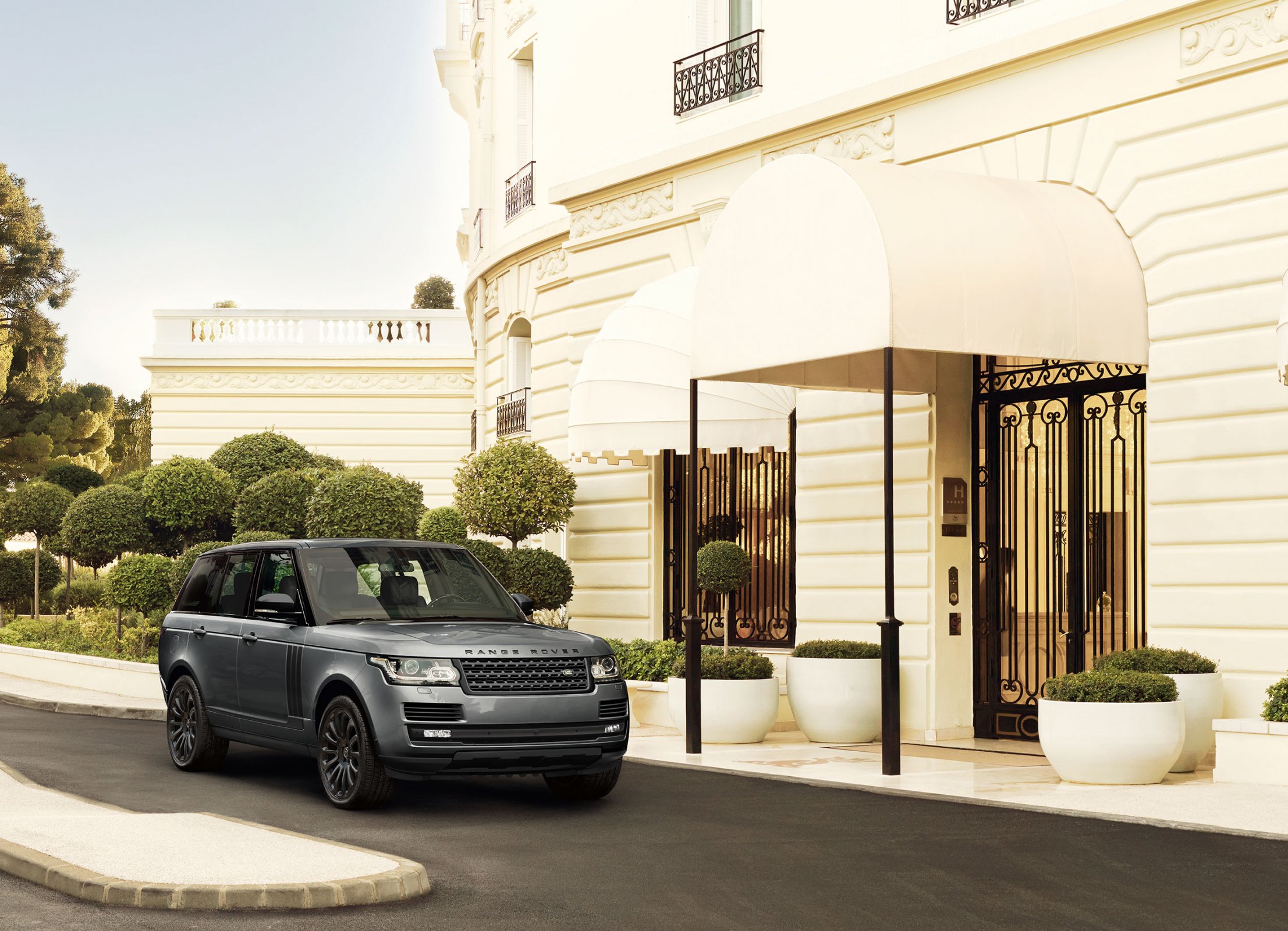 Range Rover Black