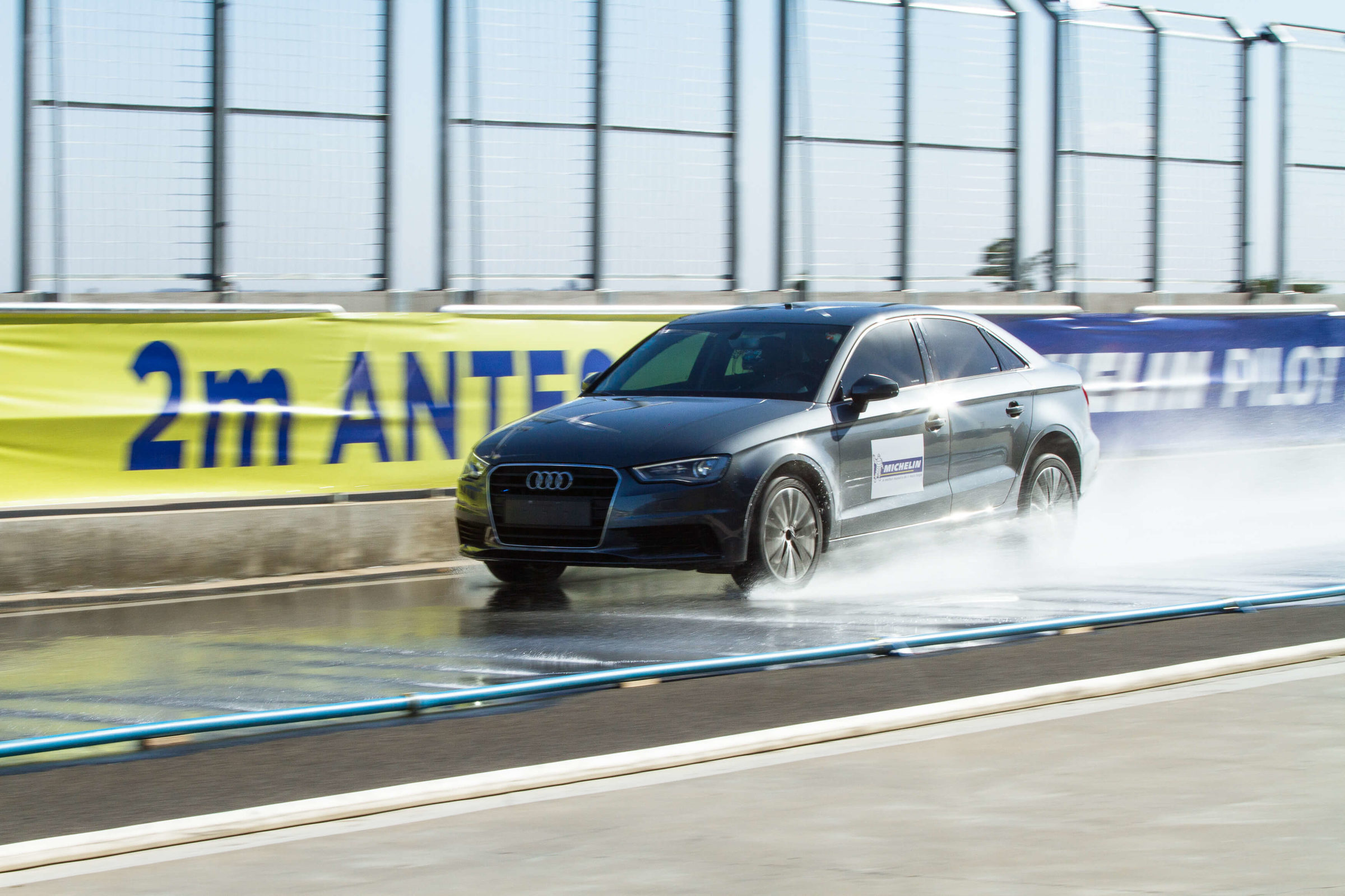 michelin_pilot_sport_4_18.jpg