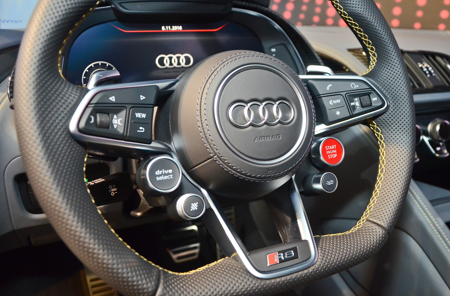 Audi R8 V10 Plus