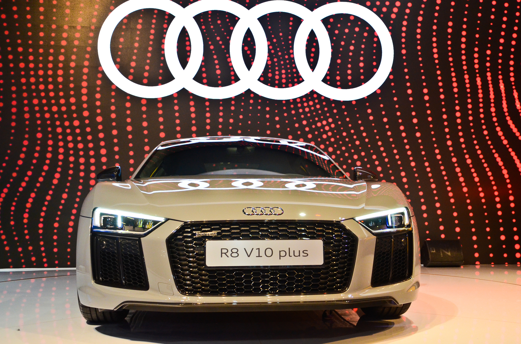 Audi R8 V10 Plus