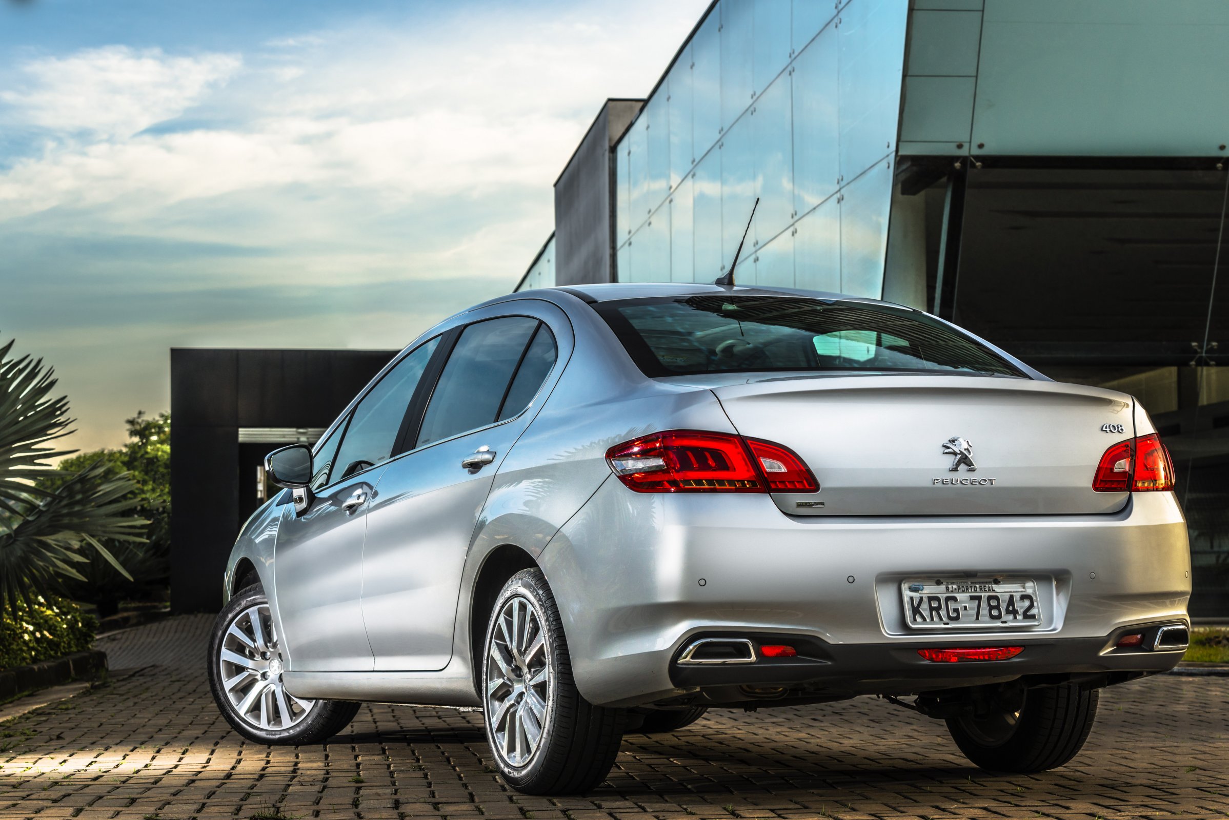 Peugeot 408 THP