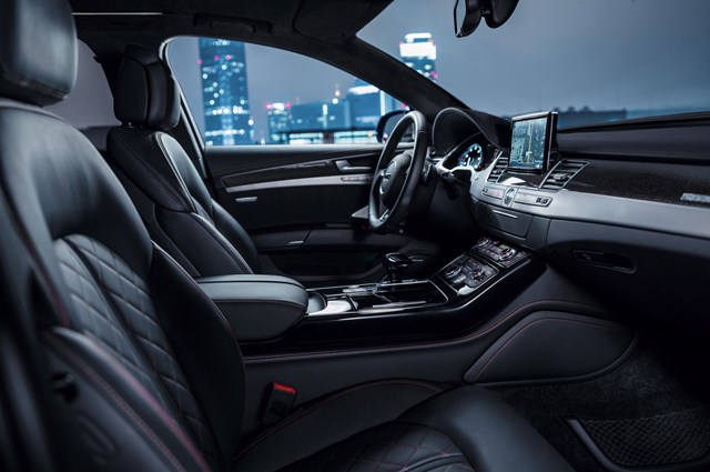 Audi S8 Plus