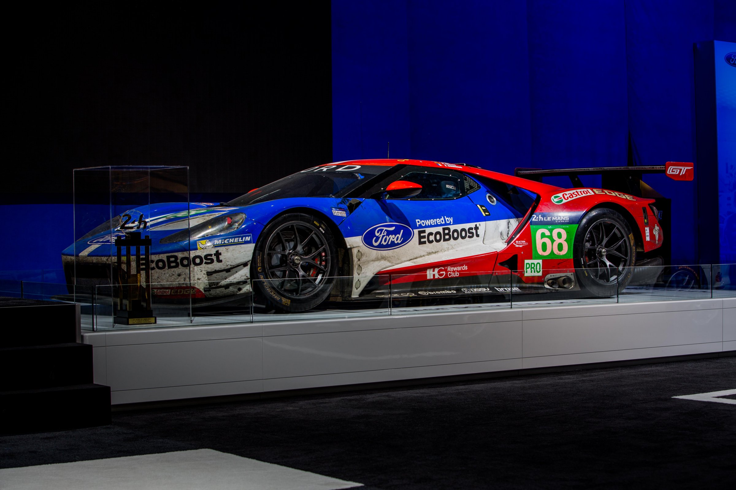 Ford GT