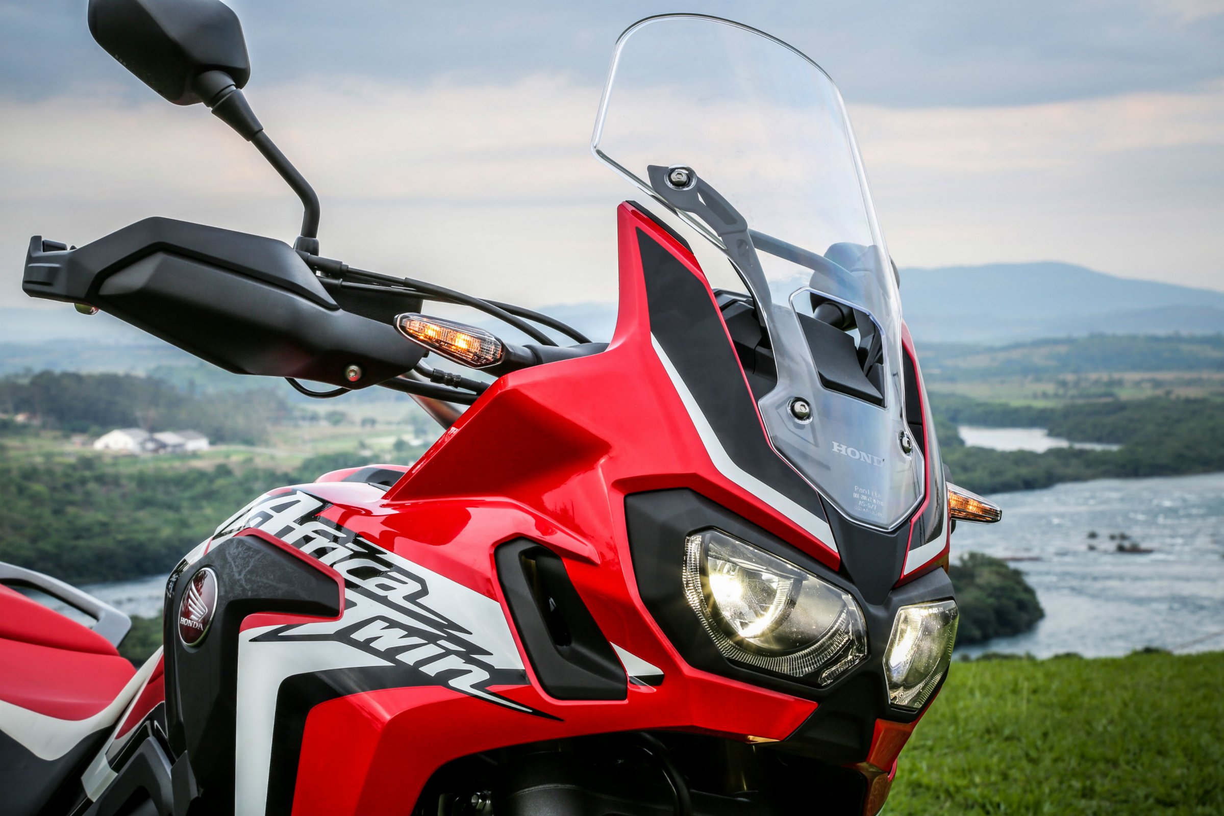 hondaafricatwin_201618.jpg