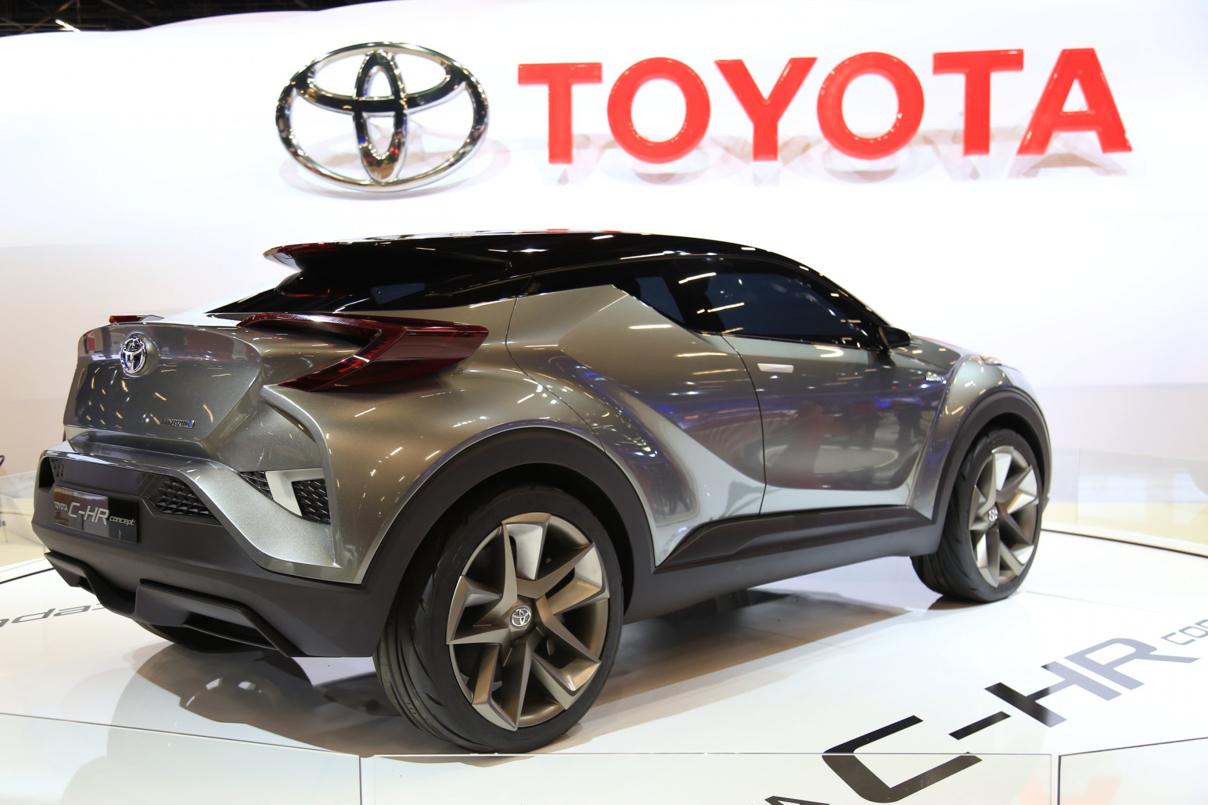 Toyota CW-R