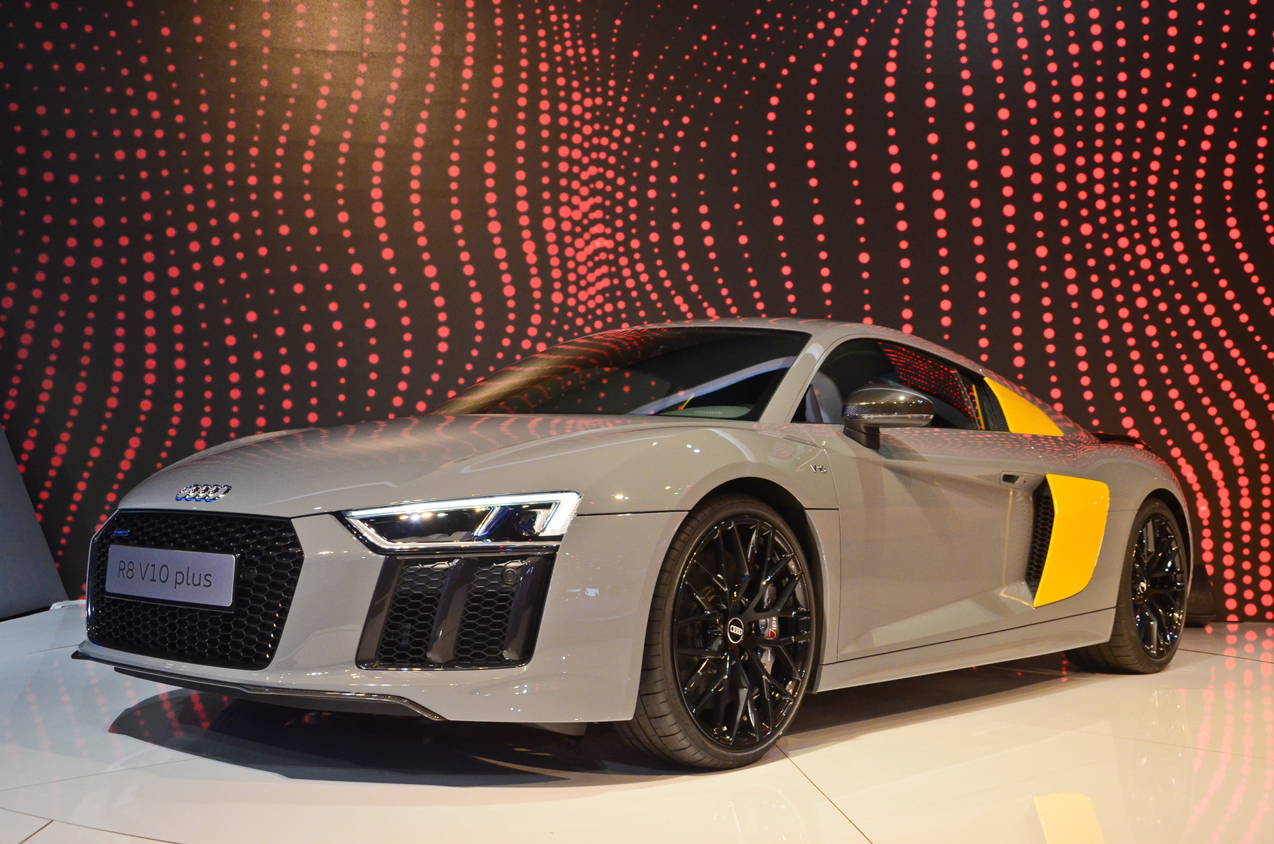 Audi R8 V10 Plus