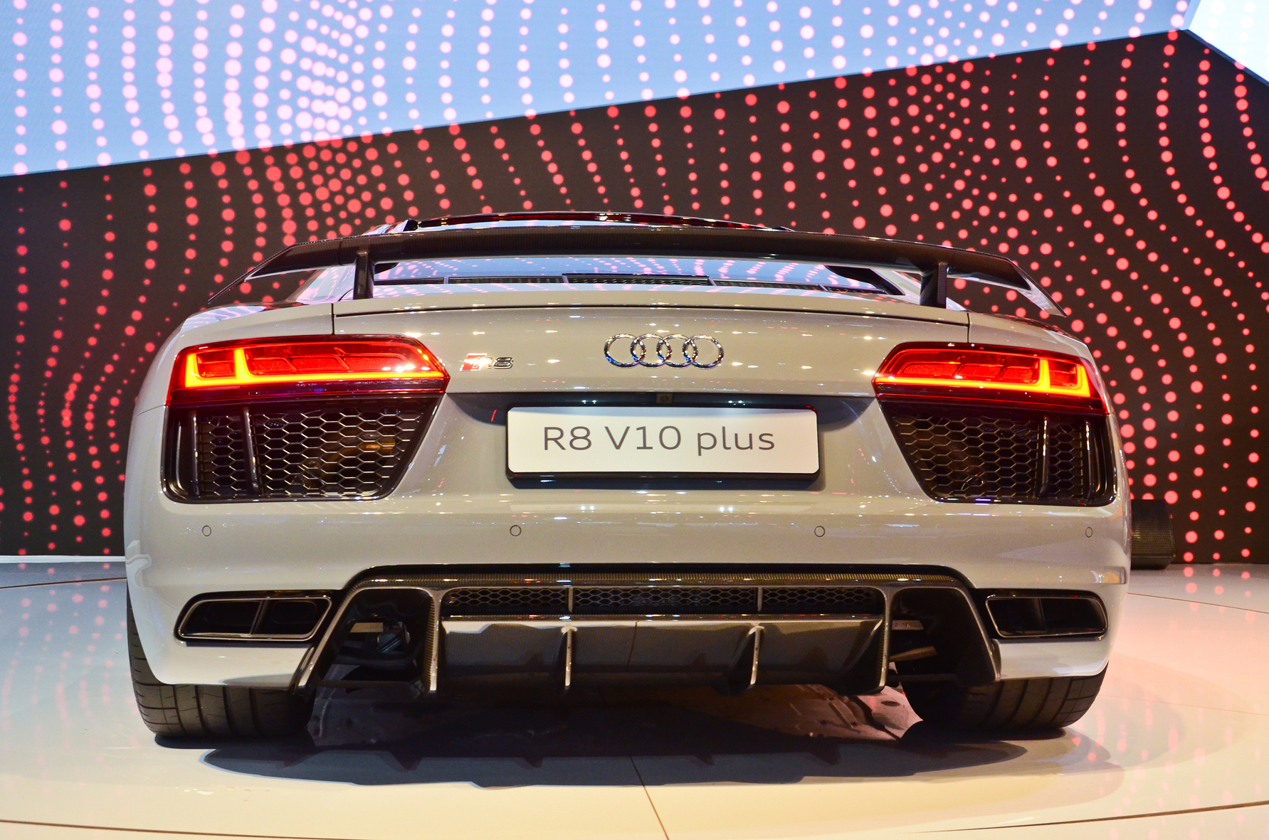 Audi R8 V10 Plus