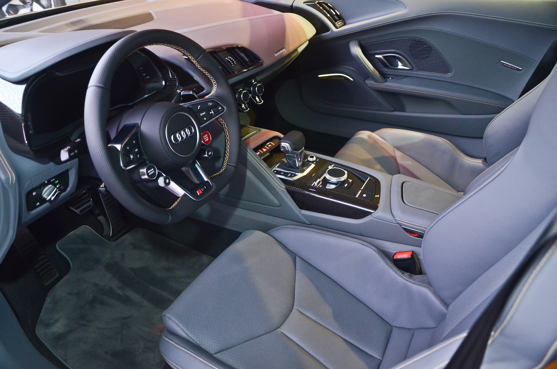 Audi R8 Coupé V10 Plus