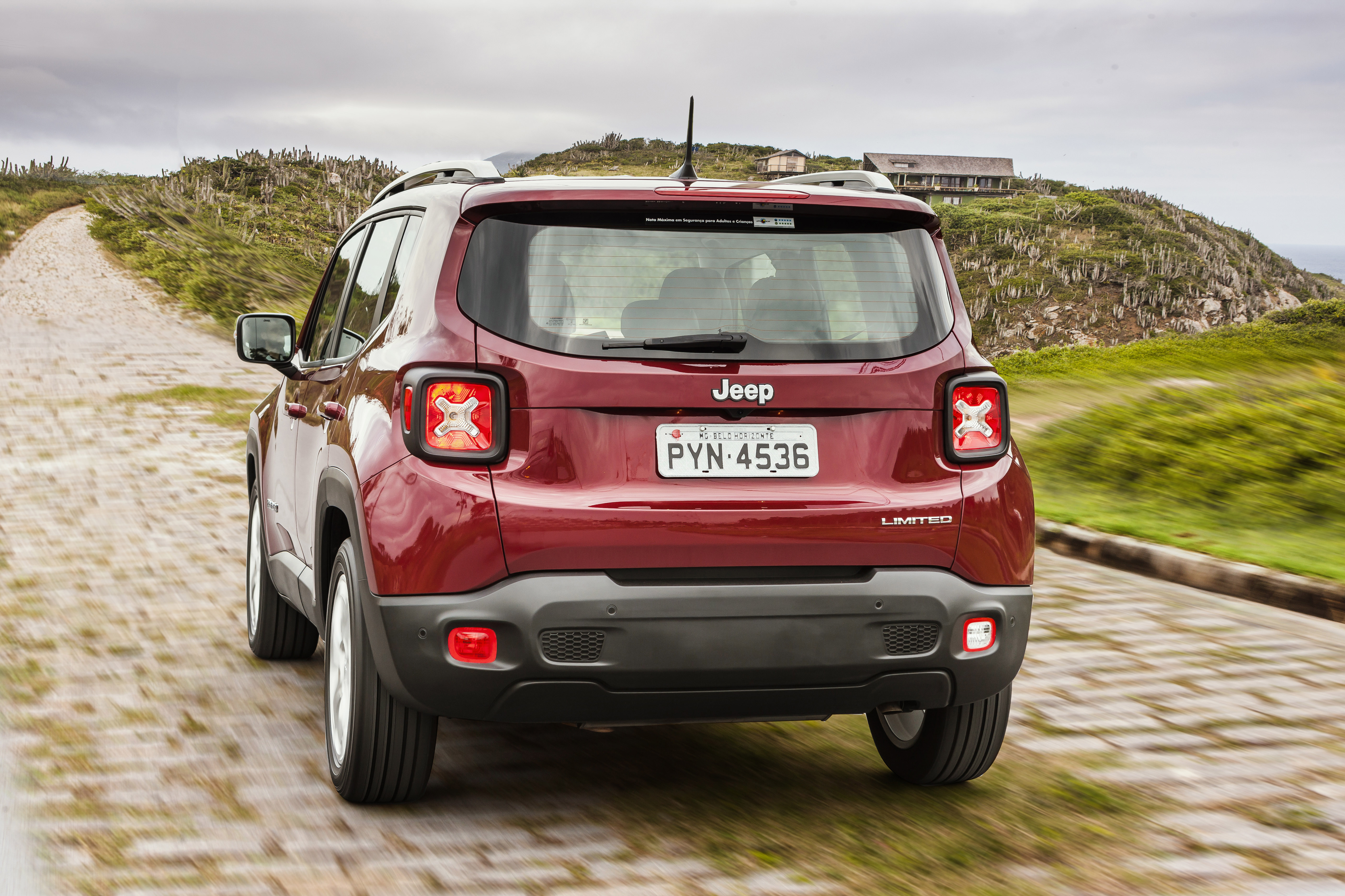 jeep_renegade4.jpg