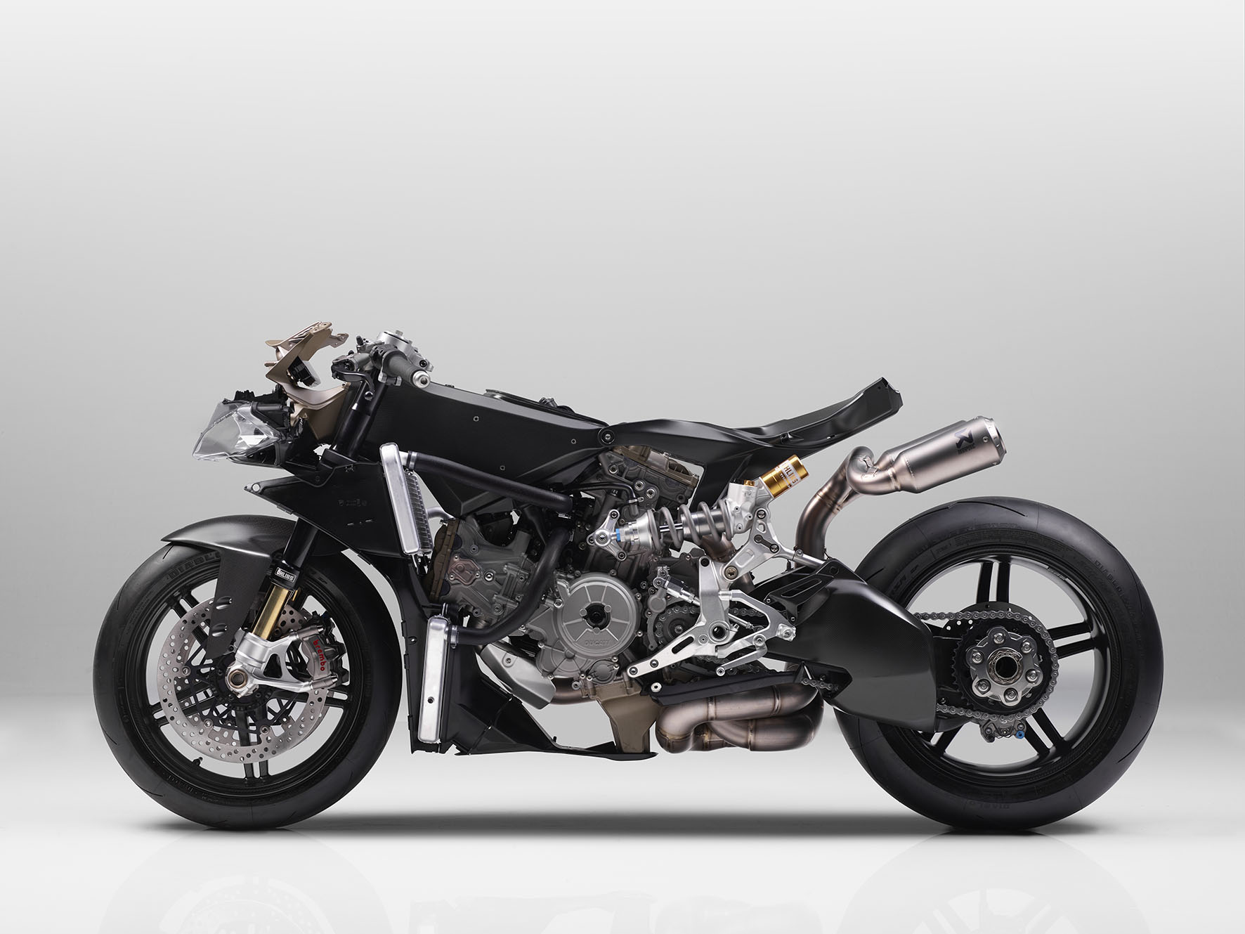 3_1299superleggera_2.jpg
