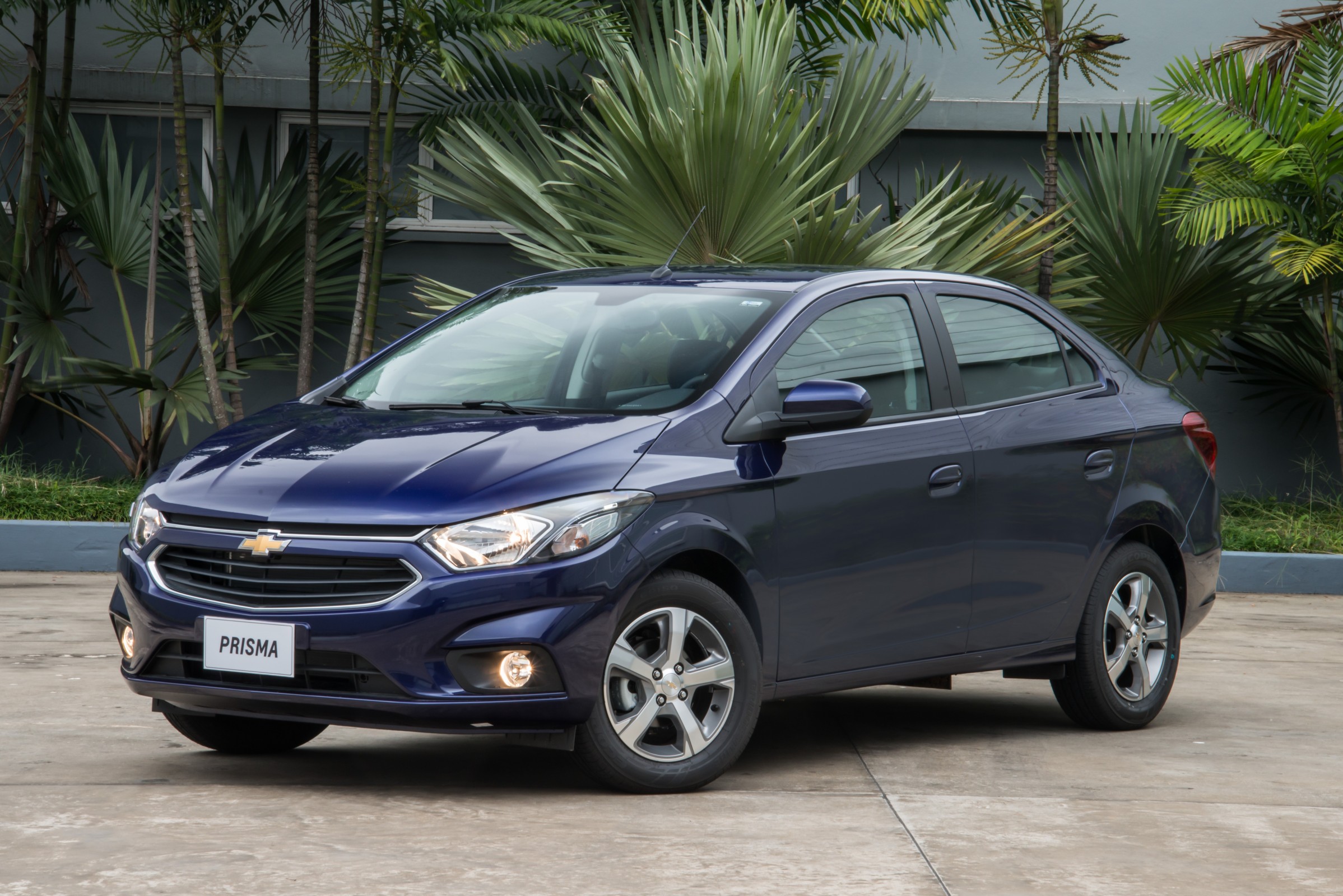 chevrolet_prisma.jpg