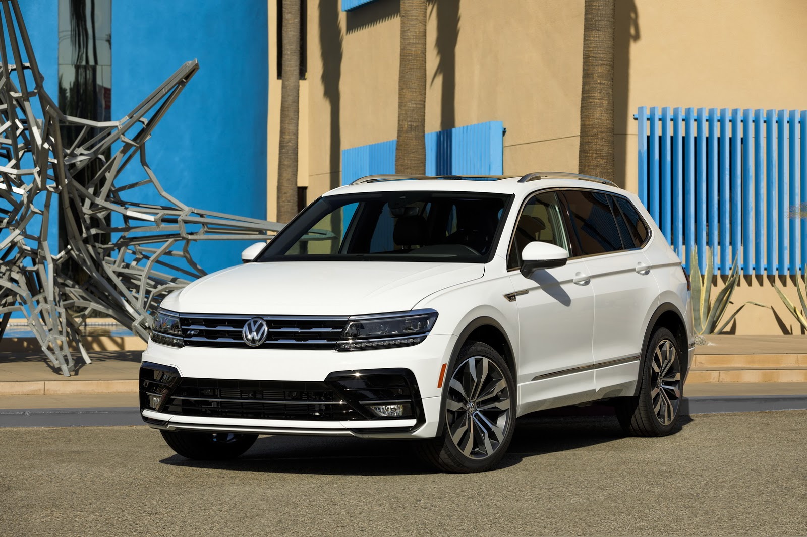 Volkswagen tiguan r-line salão de los angeles