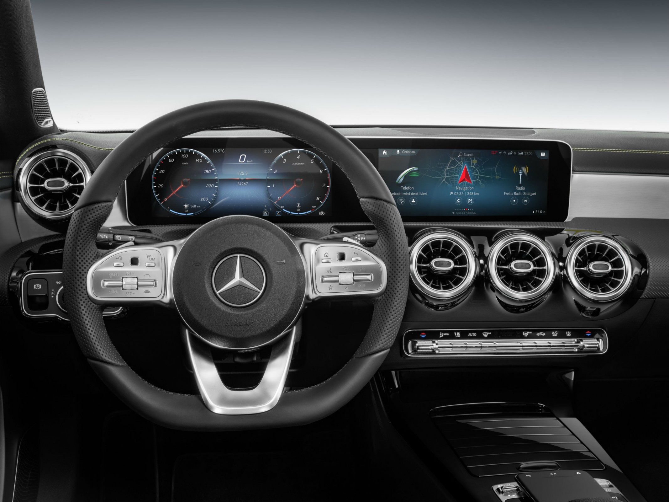 Mercedes-Benz User Experience