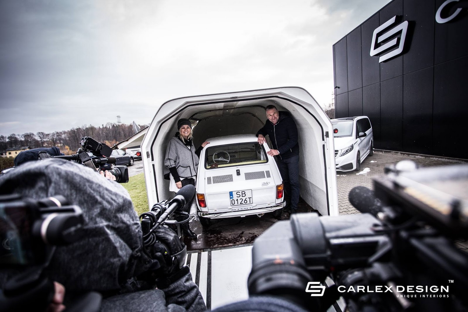 carlex tom hanks fiat 126p presente polônia