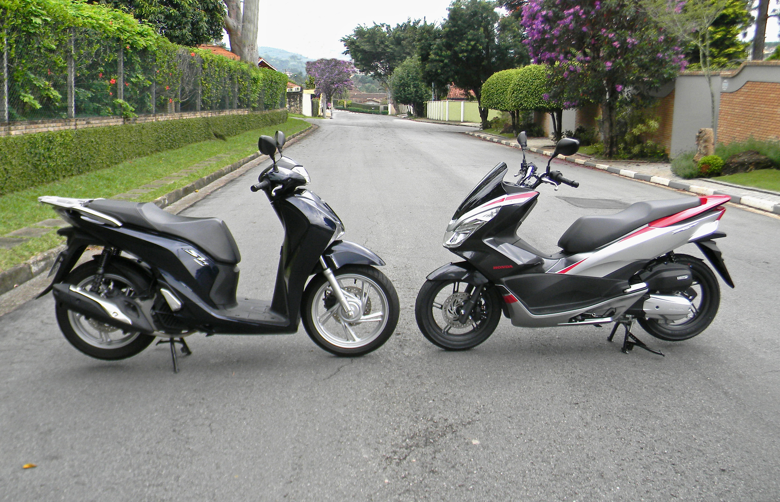 Mototeste PCX x SH150i