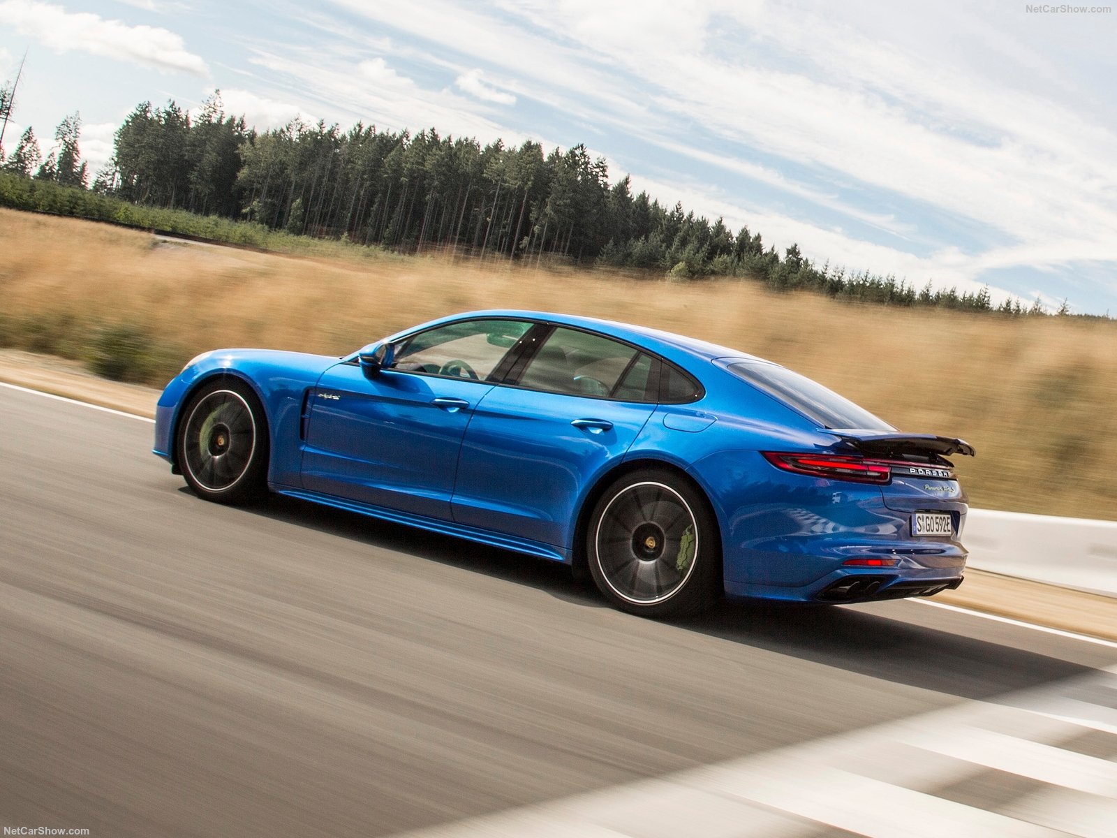 Porsche Panamera Turbo S e-Hybrid