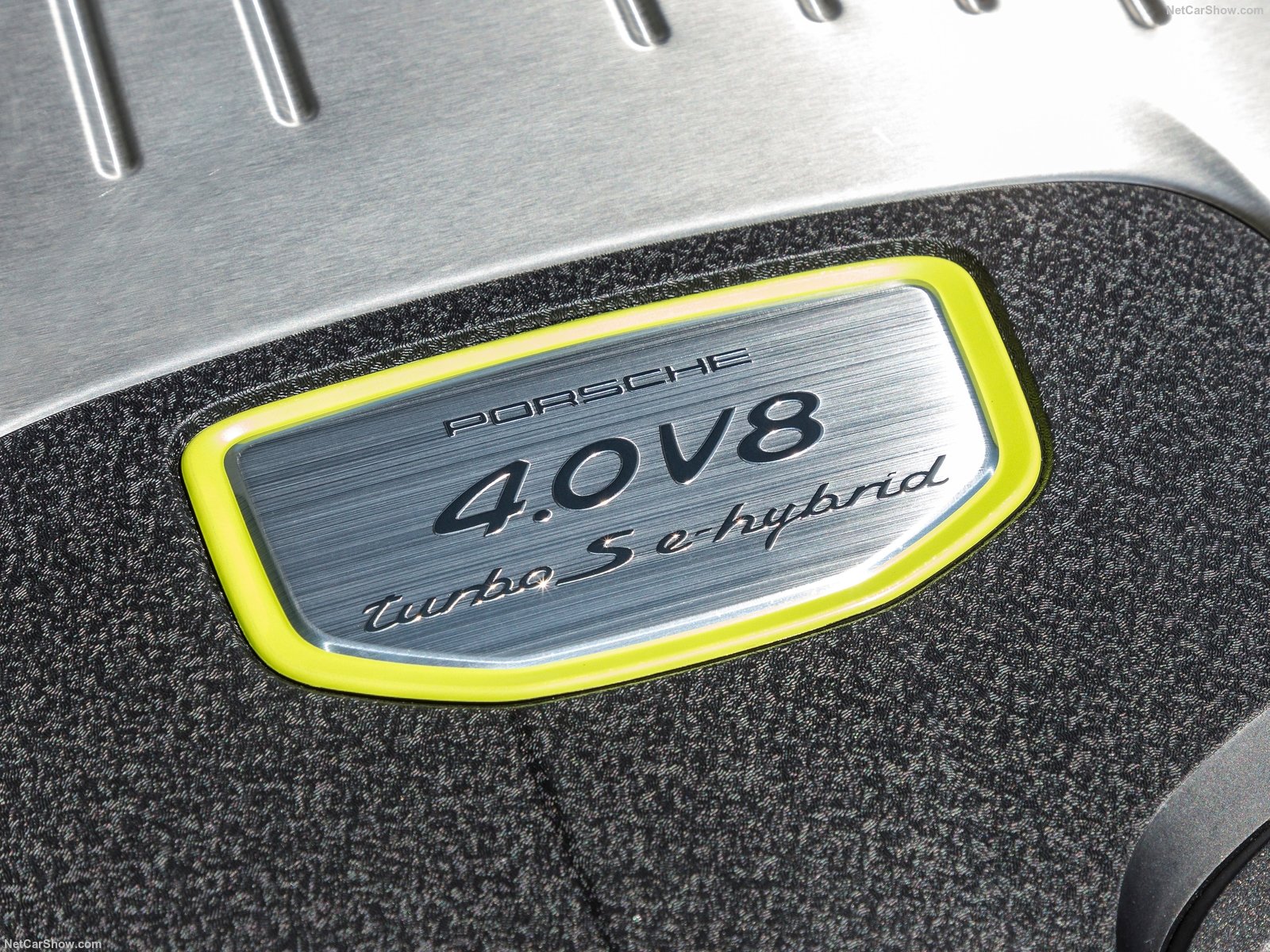 Porsche Panamera Turbo S e-Hybrid