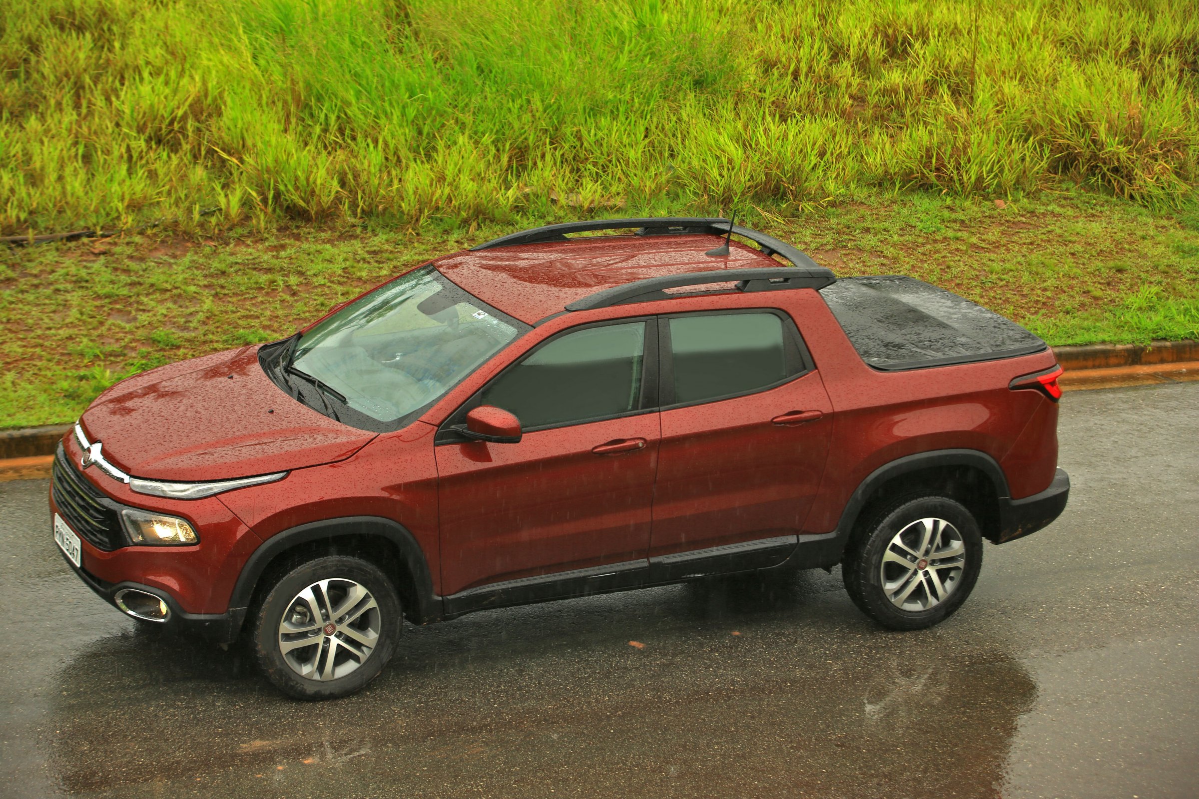 Fiat Toro 2.4 TigerShark Flex