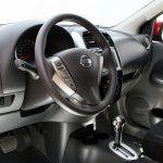 Comparativo Toyota Etios x Nissan March