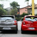 Comparativo Toyota Etios x Nissan March