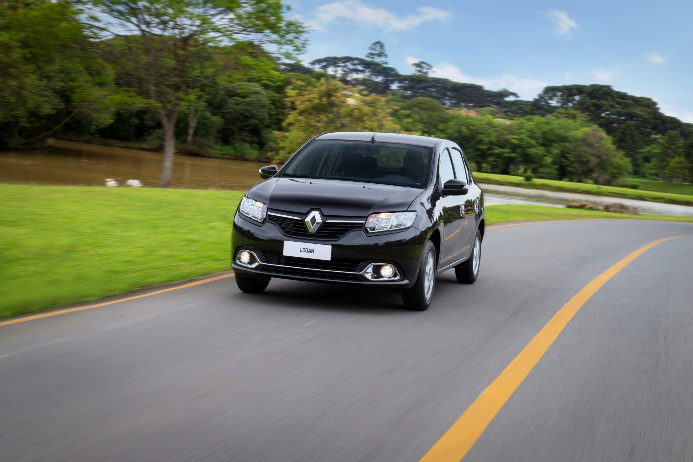 Renault Logan Dynamique 1.6 16V SCE