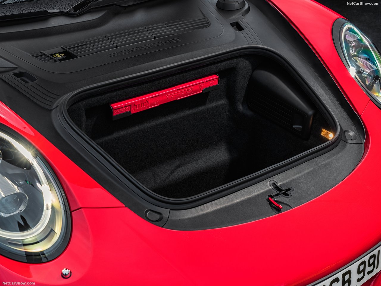 Porsche 911 Carrera S 2017