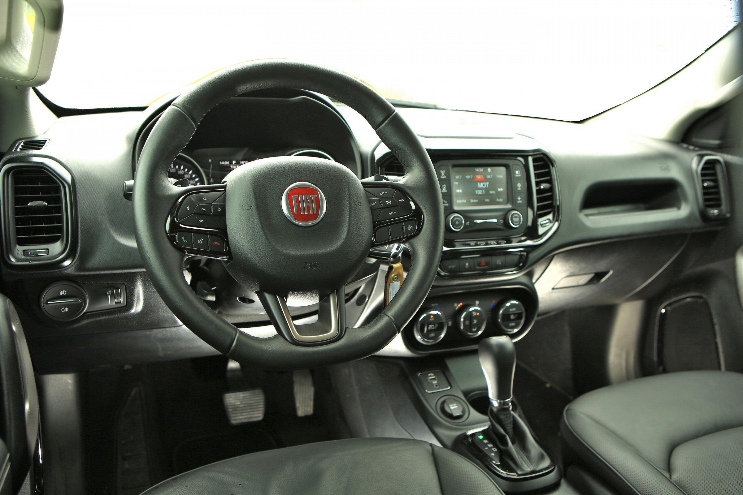 Fiat Toro 2.4 TigerShark Flex