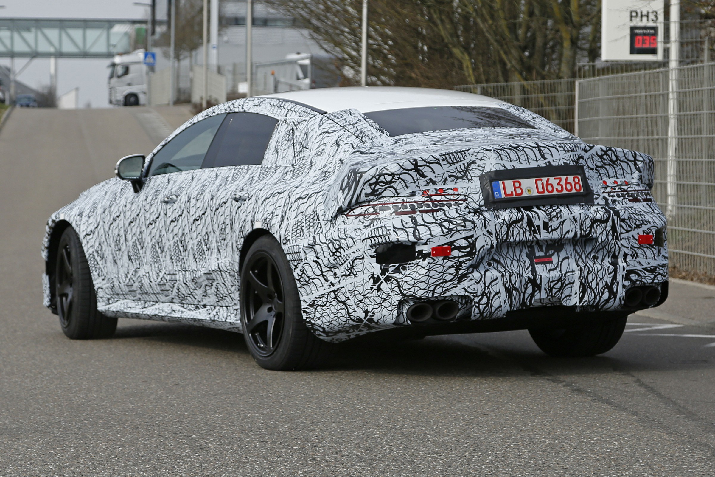 Mercedes-Benz AMG GT 4 portas