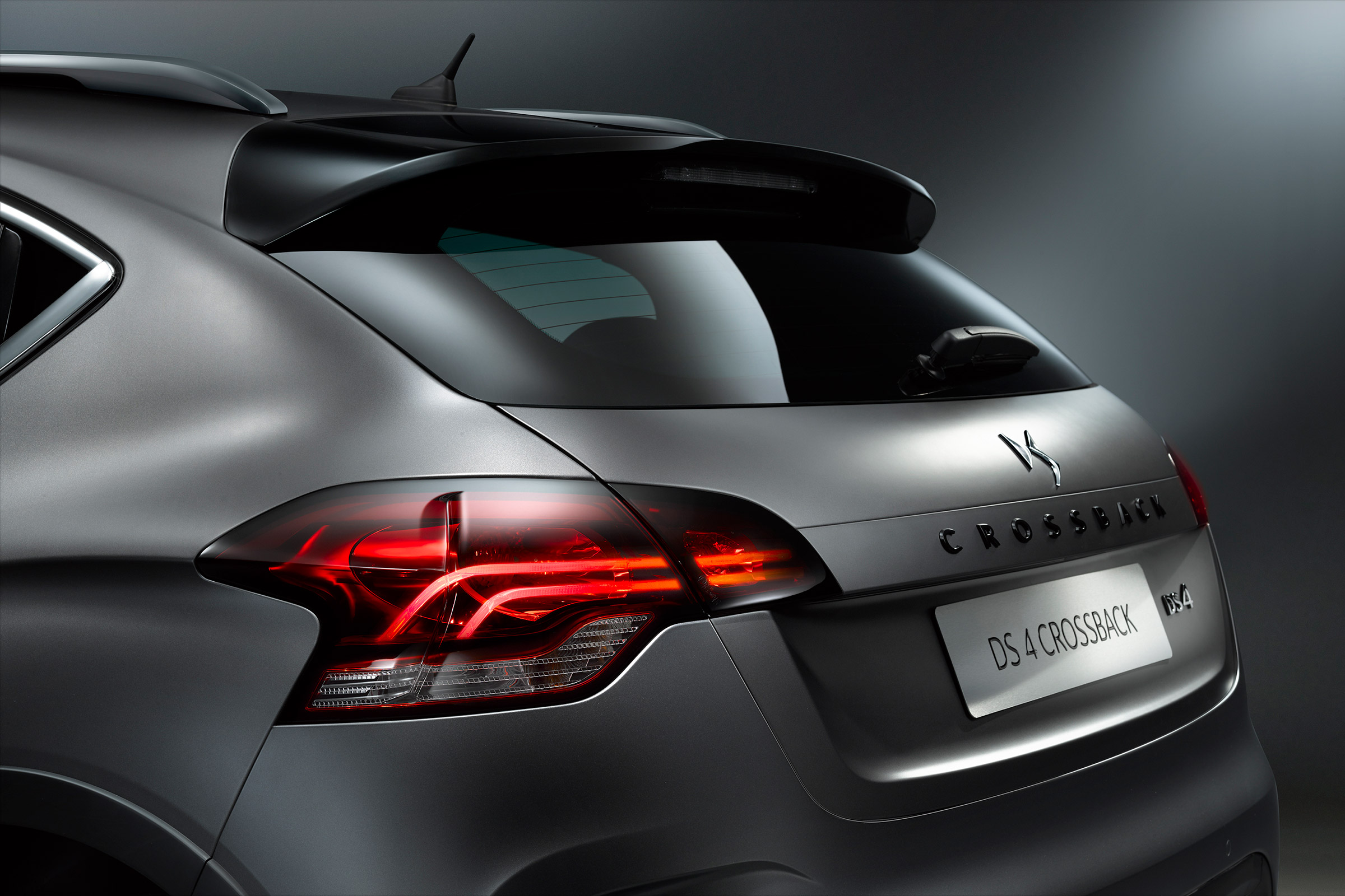 DS4 Crossback Moondust