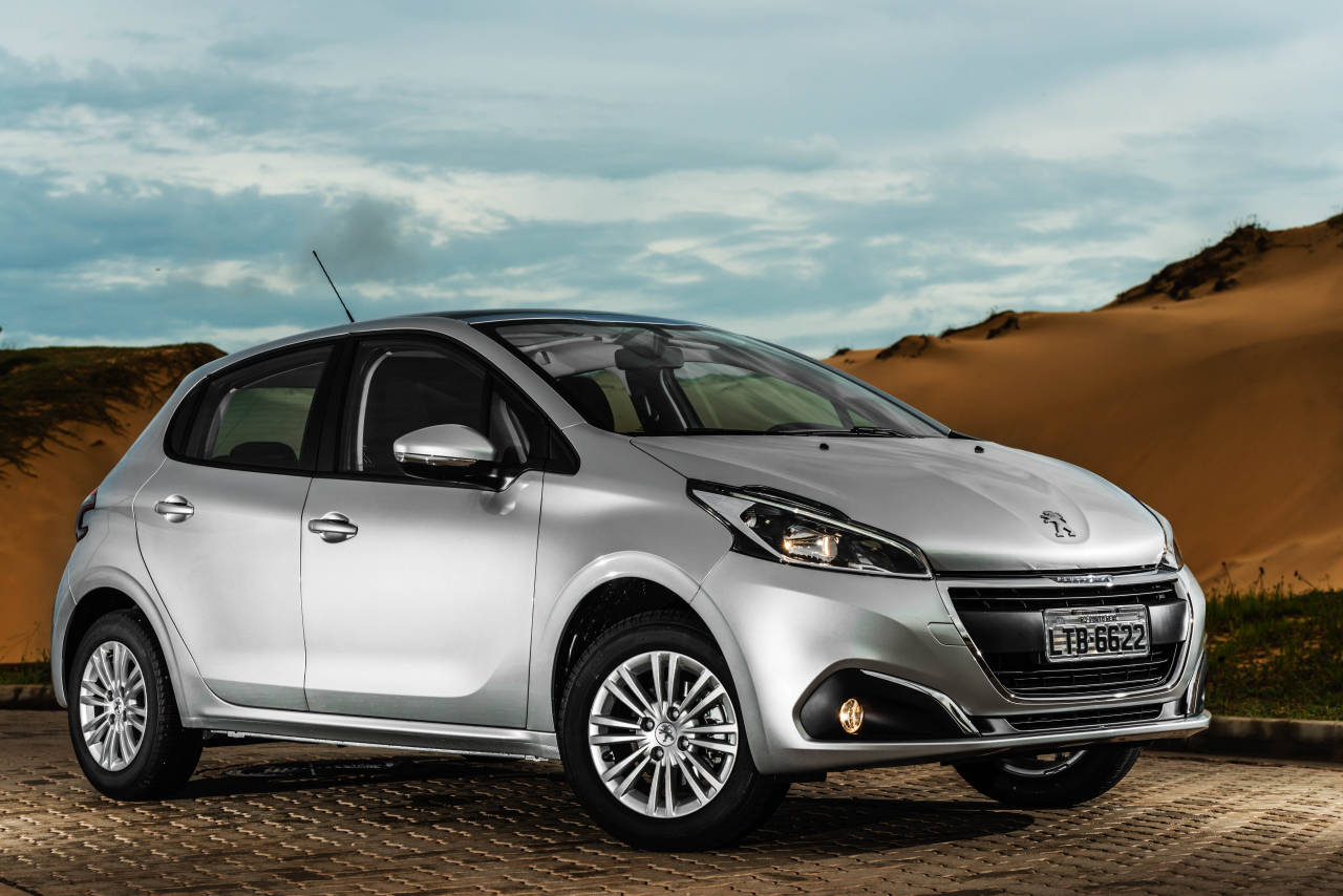 Peugeot 208 1.2 manual