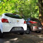 Comparativo Chevrolet Onix LT x Hyundai HB20 Comfort Plus