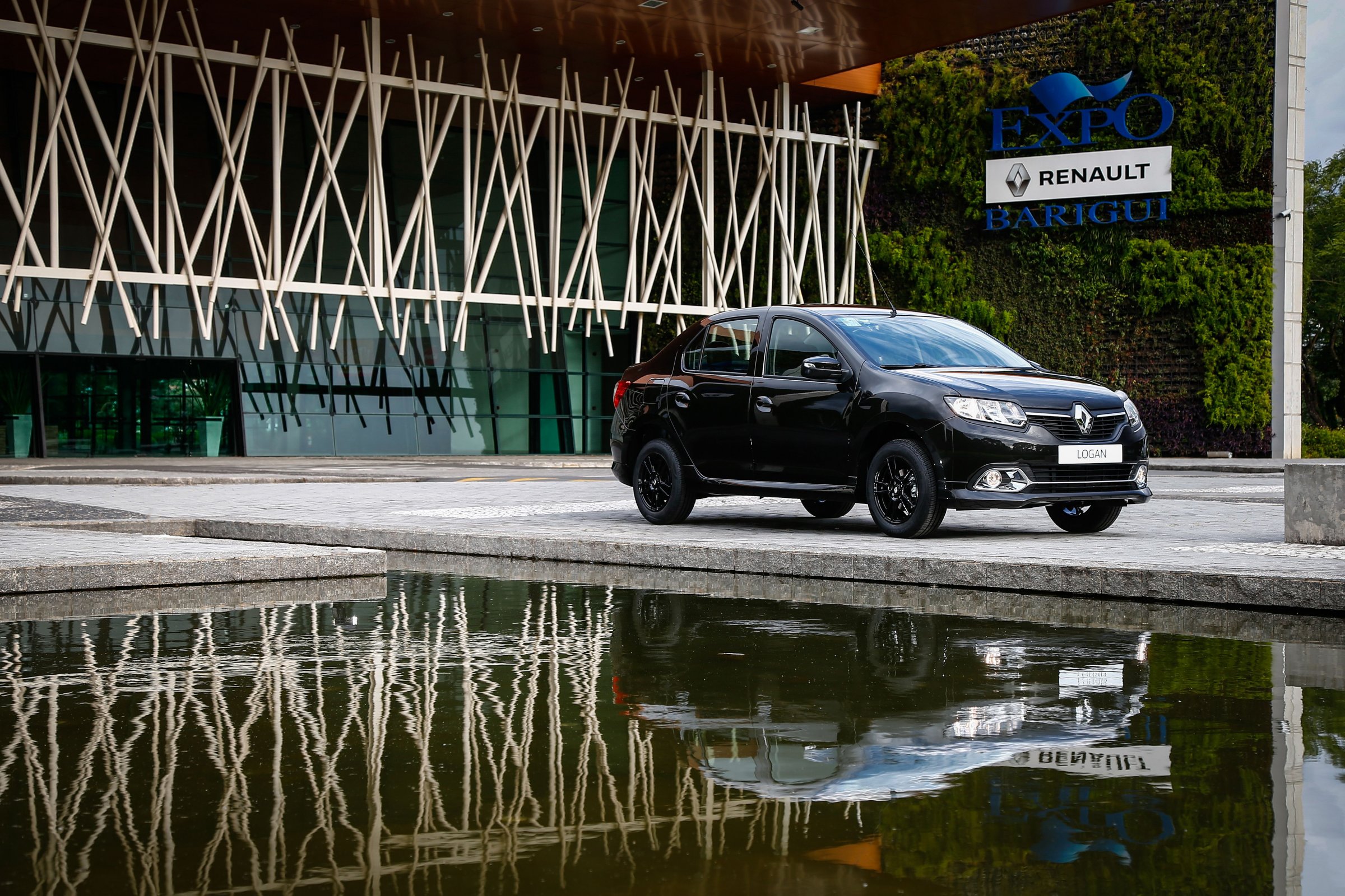Renault Logan Dynamic 1.6 16V SCE