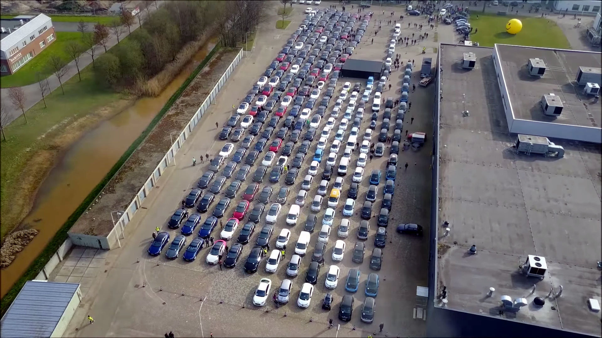 Encontro de carros elétricos na Holanda